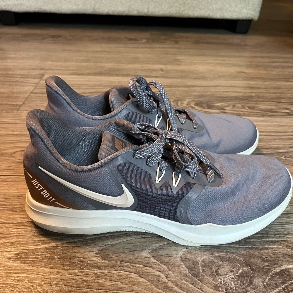 Nike In Season TR8